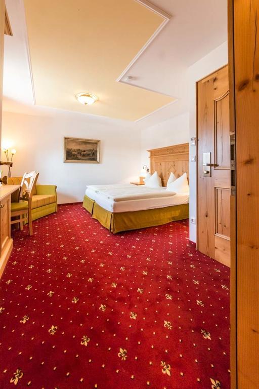 Metzgerei Gasthof Oberhauser - Hotel Zur Post Egling Exteriér fotografie