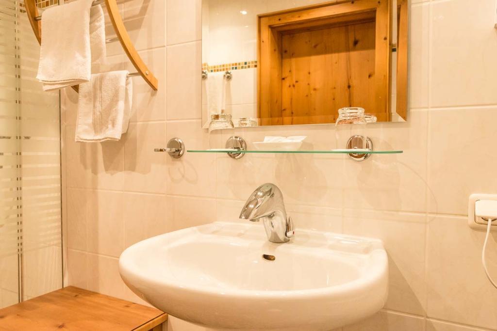 Metzgerei Gasthof Oberhauser - Hotel Zur Post Egling Exteriér fotografie